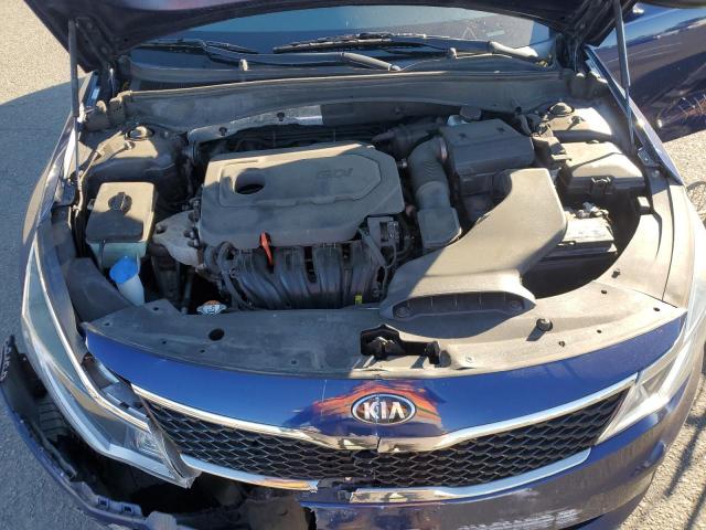 Photo 11 from auction – 2017 KIA OPTIMA LX with VIN 5XXGT4L33HG140282