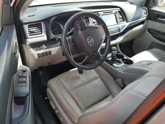 Photo 8 from auction – 2018 TOYOTA HIGHLANDER with VIN 5TDYZRFH0JS285842