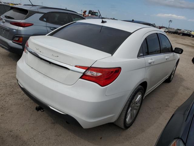 Photo 3 from auction – 2012 CHRYSLER 200 TOURIN with VIN 1C3CCBBB4CN197734