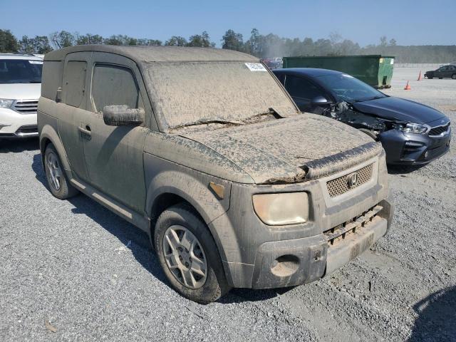 Photo 4 from auction – 2005 HONDA ELEMENT LX with VIN 5J6YH28395L012752
