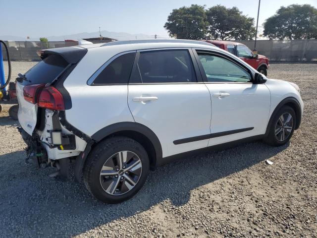 Photo 3 from auction – 2022 KIA NIRO LX with VIN KNDCB3LC5N5512667