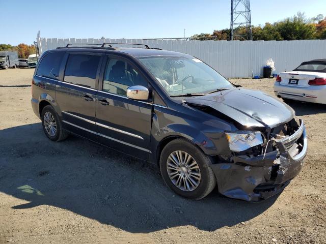 Photo 4 from auction – 2014 CHRYSLER TOWN & COU with VIN 2C4RC1CG8ER250158