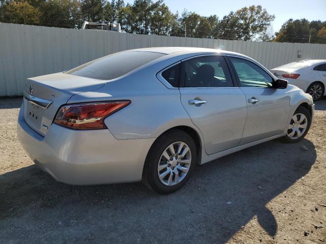 Photo 3 from auction – 2013 NISSAN ALTIMA 2.5 with VIN 1N4AL3AP6DN526155