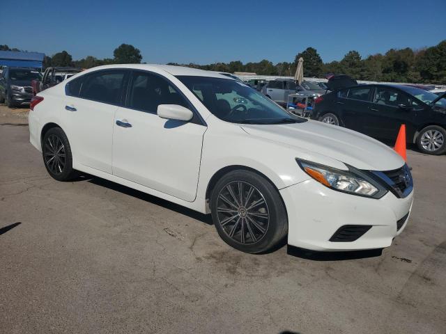 Photo 4 from auction – 2016 NISSAN ALTIMA 2.5 with VIN 1N4AL3AP4GC140155