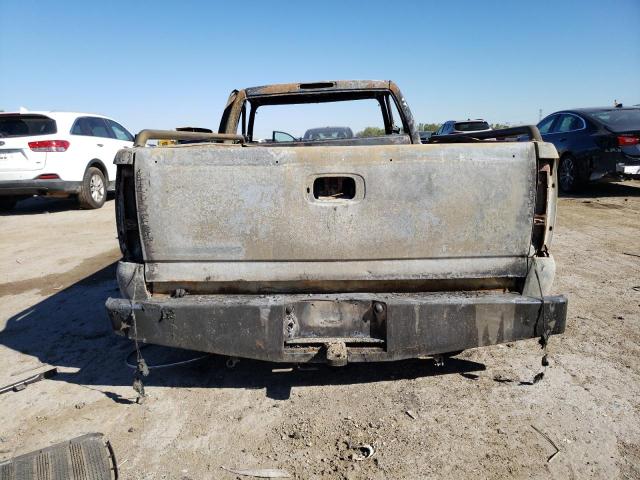 Photo 6 from auction – 2000 CHEVROLET SILVERADO with VIN 1GCGK24U7YE107000