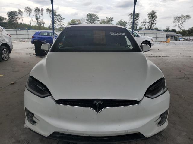 Photo 5 from auction – 2017 TESLA MODEL X with VIN 5YJXCBE20HF035453