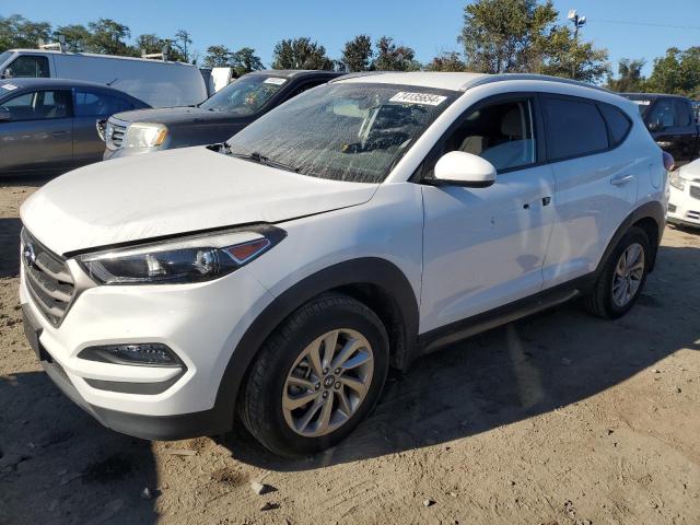 HYUNDAI TUCSON LIM 2016 with VIN KM8J33A46GU174054 - Photo from auction