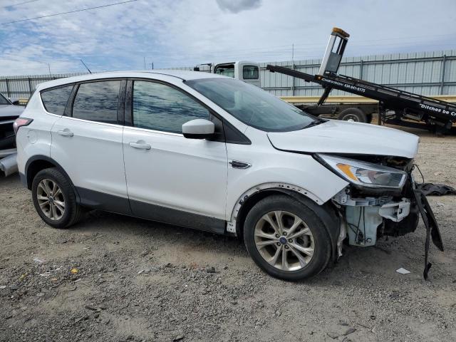 Photo 4 from auction – 2017 FORD ESCAPE SE with VIN 1FMCU0GD4HUB45651