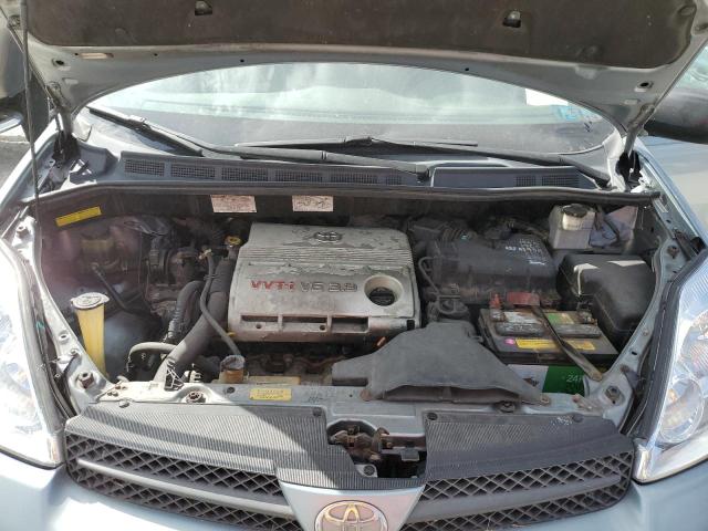 Photo 12 from auction – 2004 TOYOTA SIENNA CE with VIN 5TDZA23C04S141210