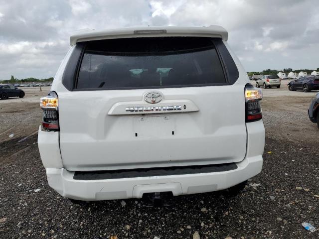 Photo 6 from auction – 2024 TOYOTA 4RUNNER SR with VIN JTEEU5JR5R5312394