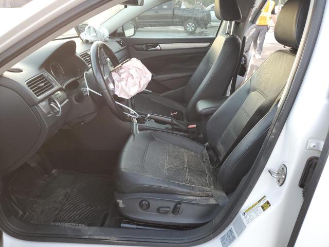 Photo 7 from auction – 2015 VOLKSWAGEN PASSAT S with VIN 1VWAT7A37FC109525