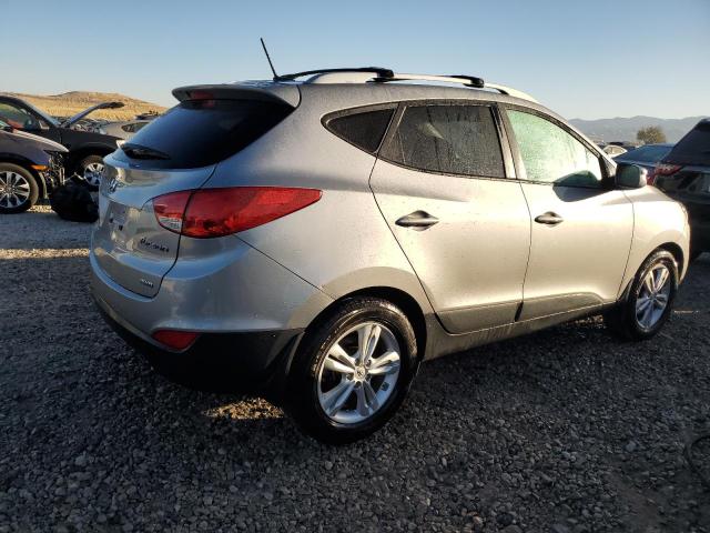 Photo 3 from auction – 2012 HYUNDAI TUCSON GLS with VIN KM8JUCAC4CU477929