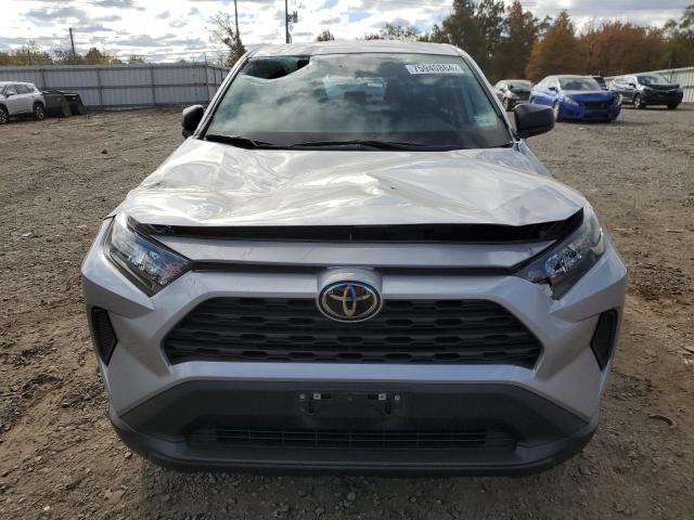 Photo 5 from auction – 2022 TOYOTA RAV4 LE with VIN 2T3F1RFV5NC293767