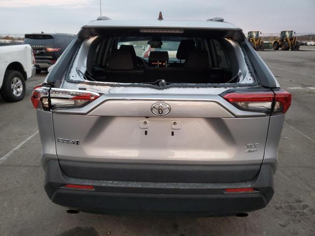 Photo 6 from auction – 2021 TOYOTA RAV4 XLE with VIN 2T3P1RFV4MC252890