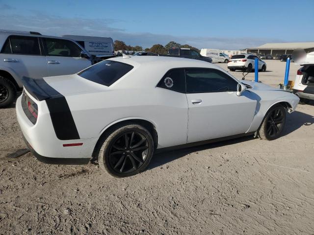 Photo 3 from auction – 2017 DODGE CHALLENGER with VIN 2C3CDZAG2HH522464