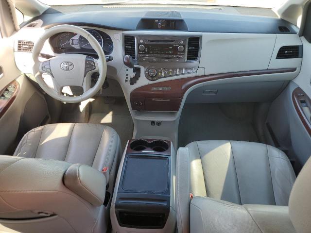 Photo 8 from auction – 2013 TOYOTA SIENNA XLE with VIN 5TDYK3DC4DS375119