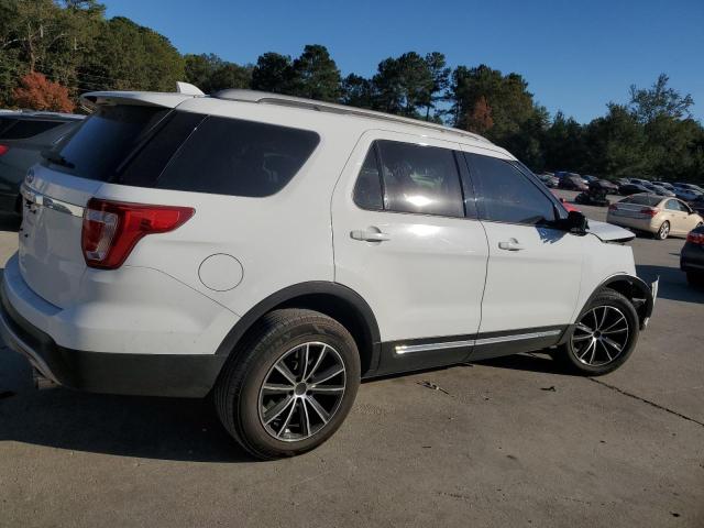 Photo 3 from auction – 2017 FORD EXPLORER X with VIN 1FM5K7D82HGA84717