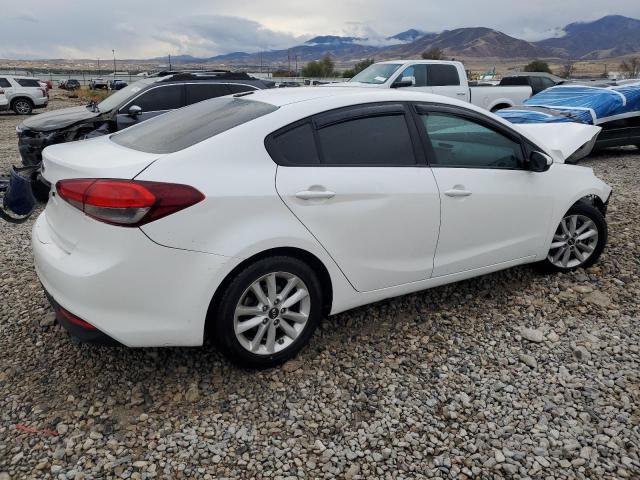 Photo 3 from auction – 2017 KIA FORTE LX with VIN 3KPFL4A70HE008493