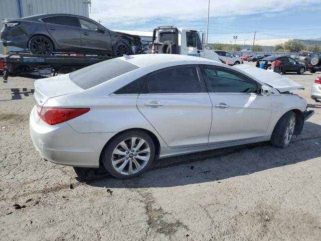Photo 3 from auction – 2011 HYUNDAI SONATA SE with VIN 5NPEC4AB2BH263018