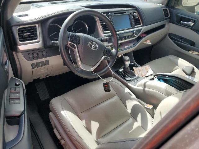 Photo 8 from auction – 2019 TOYOTA HIGHLANDER with VIN 5TDKZRFH0KS554414