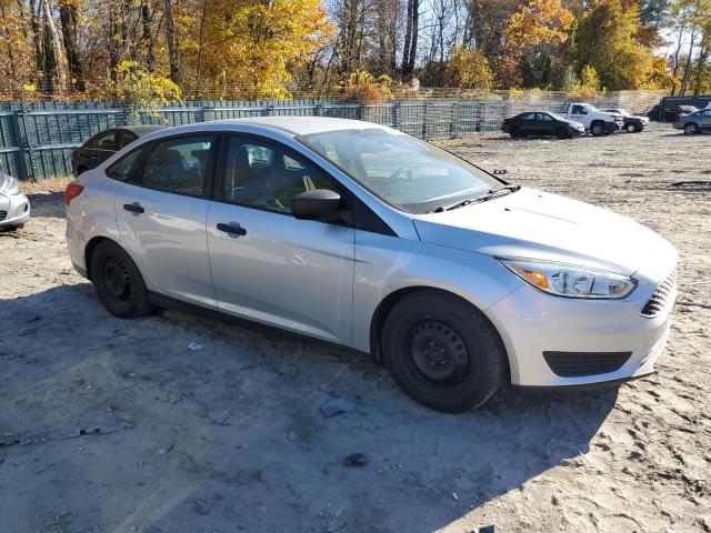 Photo 4 from auction – 2015 FORD FOCUS S with VIN 1FADP3E22FL338036
