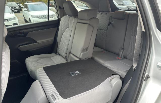 Photo 6 from auction – 2020 TOYOTA HIGHLANDER with VIN 5TDBZRBH3LS027071