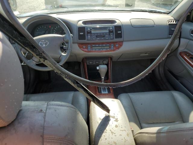 Photo 8 from auction – 2002 TOYOTA CAMRY LE with VIN JTDBF30K520019897