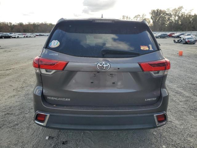 Photo 6 from auction – 2017 TOYOTA HIGHLANDER with VIN 5TDYZRFH7HS217502