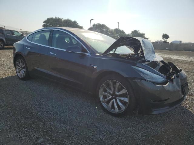 Photo 4 from auction – 2018 TESLA MODEL 3 with VIN 5YJ3E1EB2JF185010