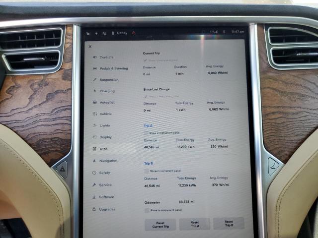 Photo 9 from auction – 2017 TESLA MODEL X with VIN 5YJXCDE42HF052851