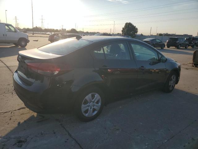Photo 3 from auction – 2017 KIA FORTE LX with VIN 3KPFK4A74HE024926