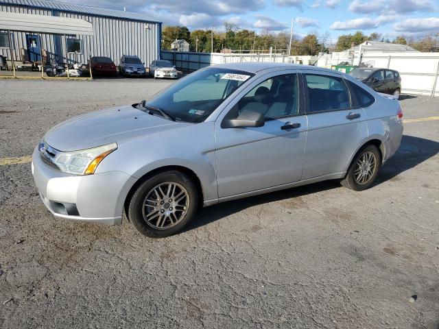 FORD FOCUS SE 2010 with VIN 1FAHP3FN0AW245937 - Photo from auction