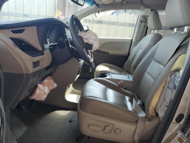 Photo 7 from auction – 2015 TOYOTA SIENNA XLE with VIN 5TDYK3DC4FS630628