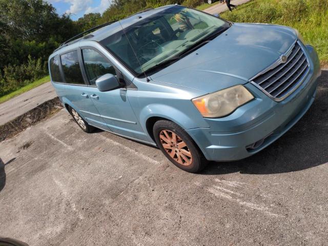 Photo 4 from auction – 2008 CHRYSLER TOWN & COU with VIN 2A8HR54P38R607789