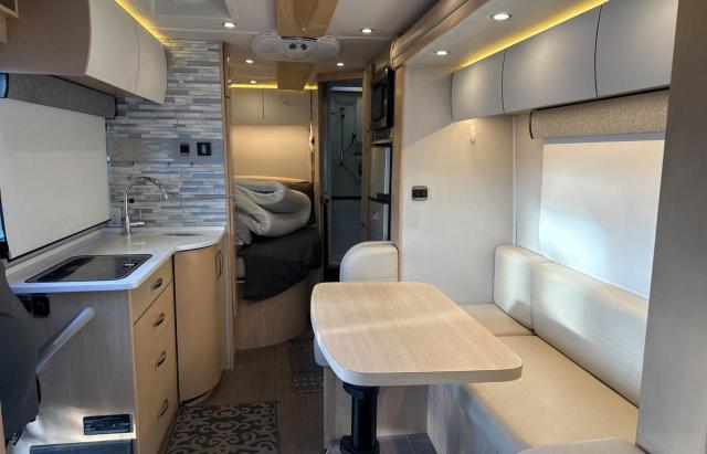 Photo 6 from auction – 2018 MERCEDES-BENZ SPRINTER 3 with VIN WDAPF4CC6J9754059