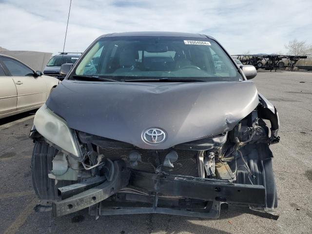 Photo 5 from auction – 2013 TOYOTA SIENNA LE with VIN 5TDKK3DC2DS290365