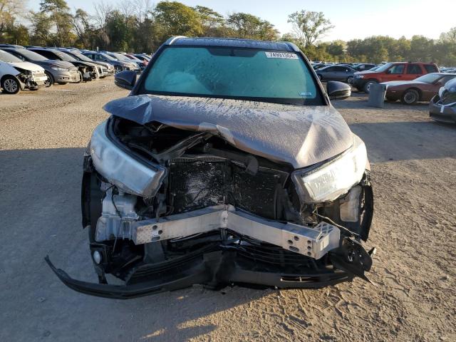 Photo 5 from auction – 2015 TOYOTA HIGHLANDER with VIN 5TDJKRFH5FS165614