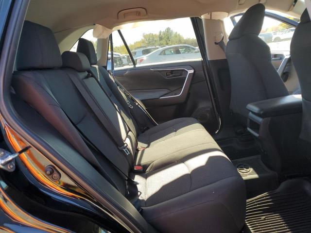 Photo 11 from auction – 2021 TOYOTA RAV4 LE with VIN 2T3F1RFV9MC251763