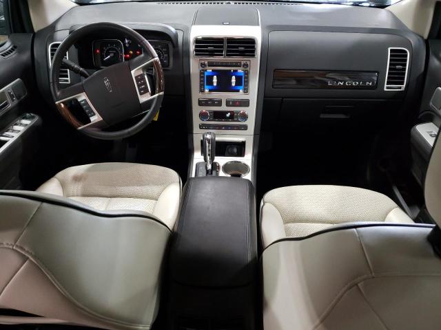 Photo 8 from auction – 2010 LINCOLN MKX with VIN 2LMDJ8JC4ABJ14699