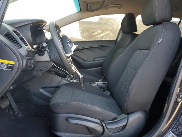 Photo 7 from auction – 2017 KIA FORTE LX with VIN KNAFK5A88H5676617