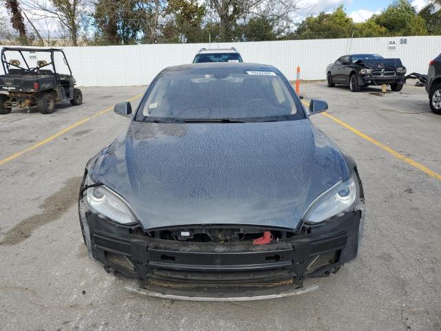 Photo 5 from auction – 2013 TESLA MODEL S with VIN 5YJSA1DN6DFP07077