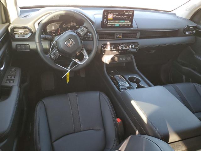 Photo 8 from auction – 2025 HONDA PILOT TOUR with VIN 5FNYG2H76SB004392