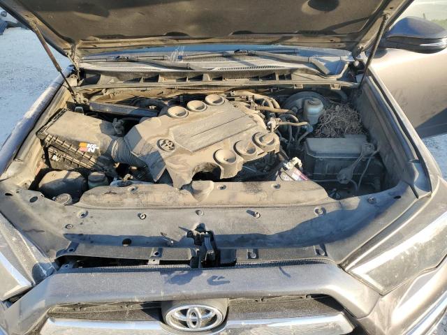 Photo 12 from auction – 2018 TOYOTA 4RUNNER SR with VIN JTEZU5JR0J5176245
