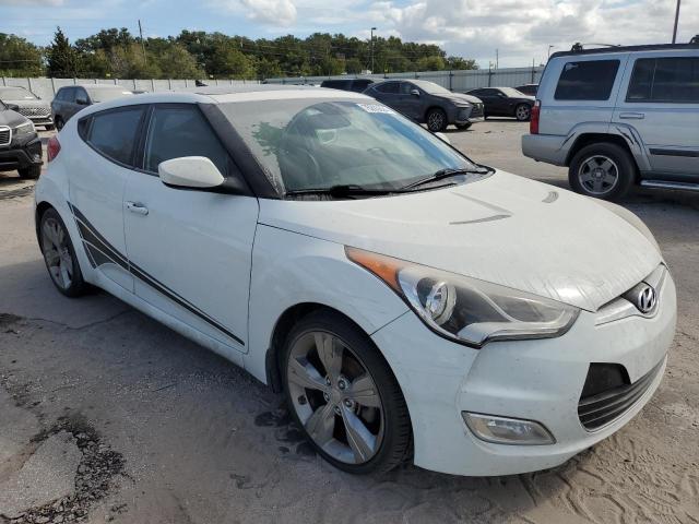Photo 4 from auction – 2015 HYUNDAI VELOSTER with VIN KMHTC6AD1FU242379