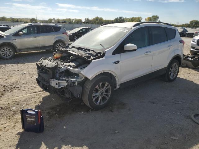 Photo 1 from auction – 2019 FORD ESCAPE SEL with VIN 1FMCU0HD5KUA18610