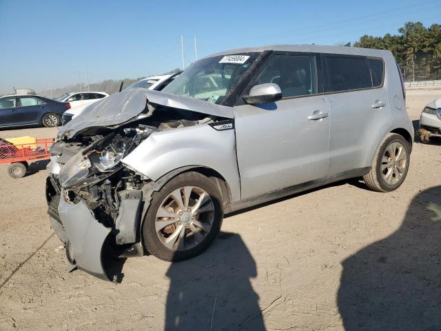 KIA SOUL + 2016 with VIN KNDJP3A56G7818068 - Photo from auction