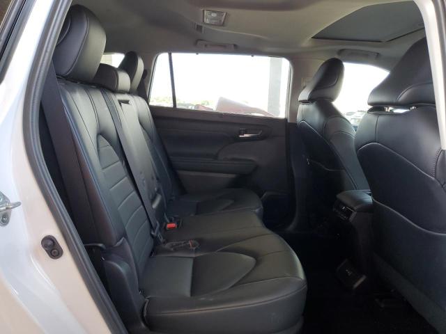 Photo 11 from auction – 2022 TOYOTA HIGHLANDER with VIN 5TDHZRBH7NS246273