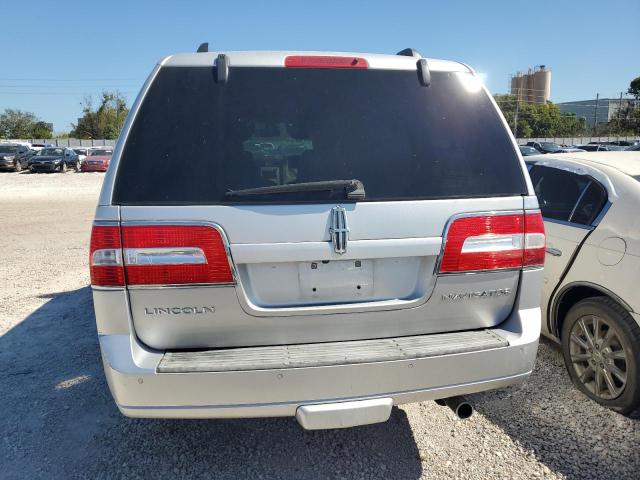 Photo 6 from auction – 2010 LINCOLN NAVIGATOR with VIN 5LMJJ2H56AEJ07421