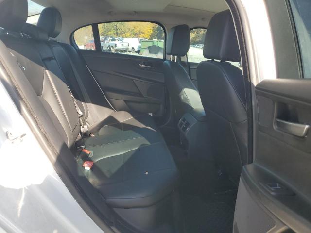 Photo 10 from auction – 2018 JAGUAR XE with VIN SAJAS4FX9JCP34826