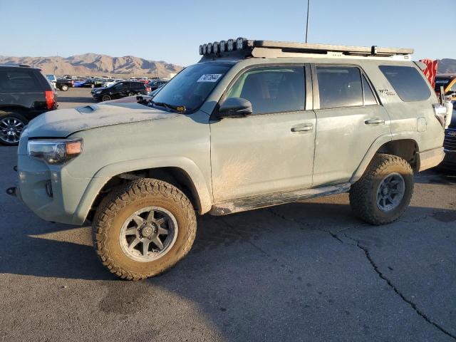 Photo 1 from auction – 2022 TOYOTA 4RUNNER SR with VIN JTERU5JRXN5974631